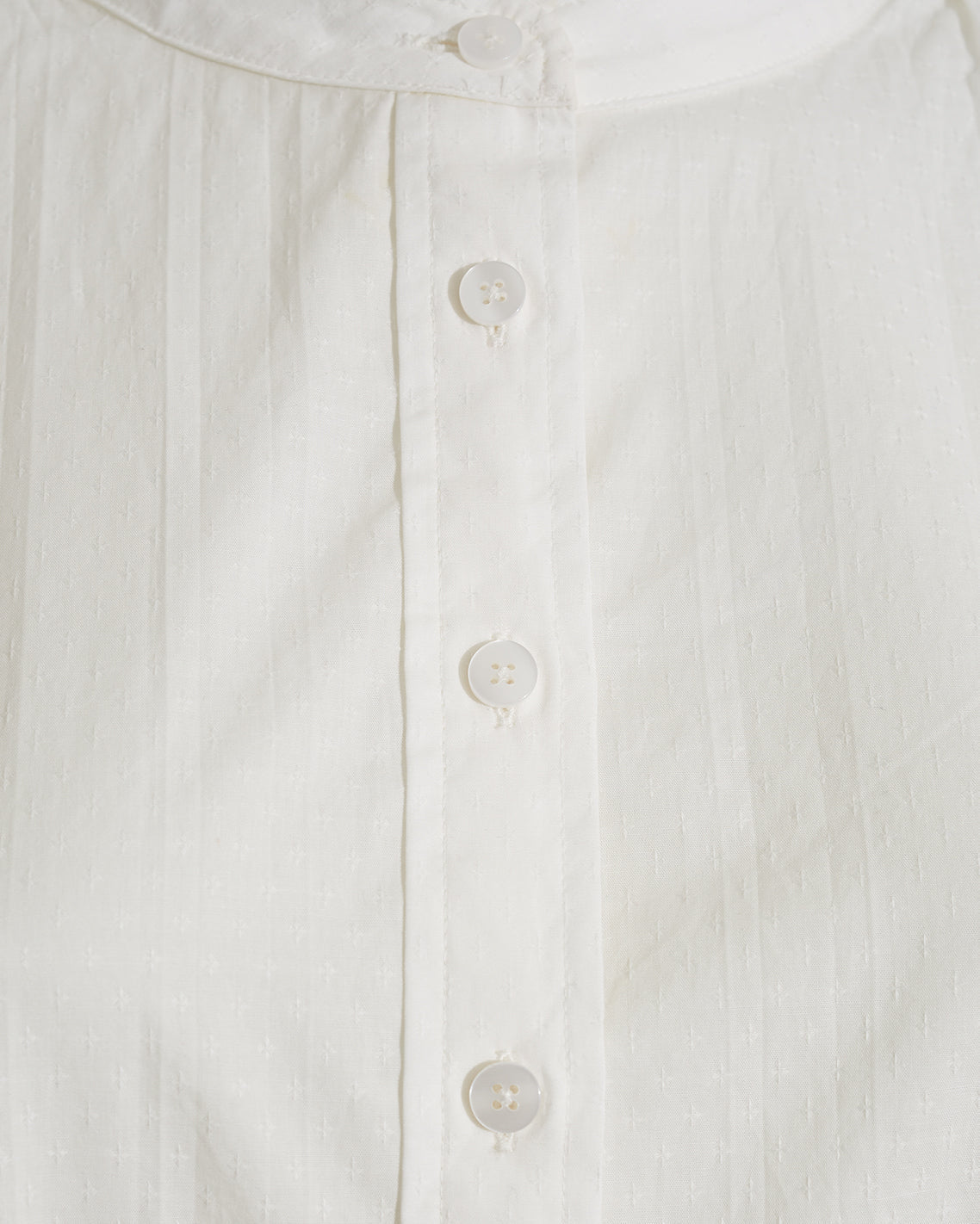 Pleated Button Down in Cotton Dobby in White